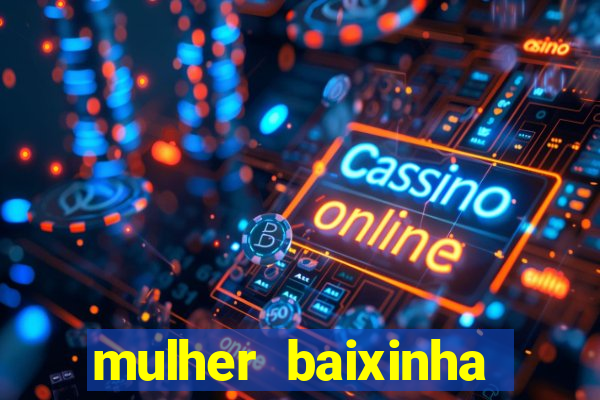 mulher baixinha transando com homens altos