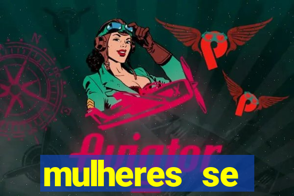 mulheres se exibindo ao vivo